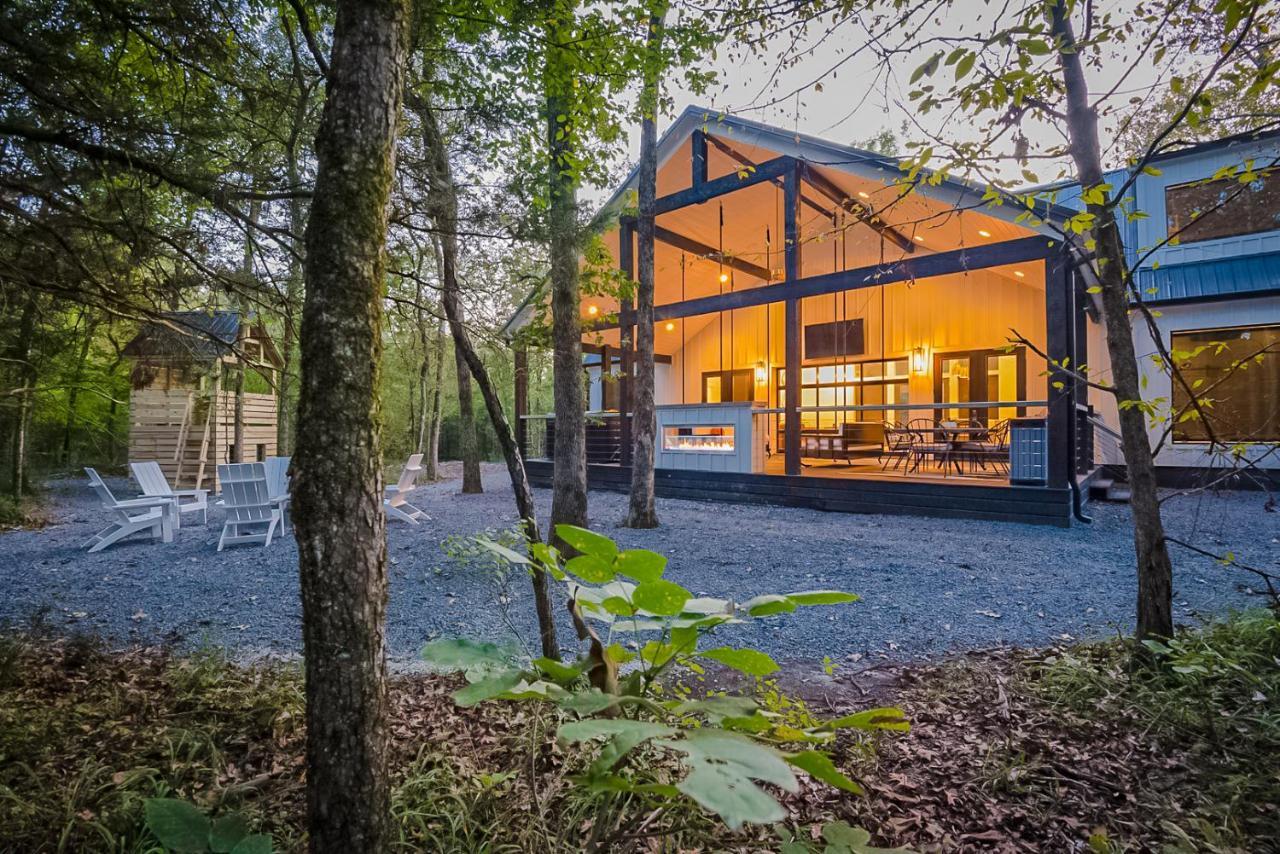 "The Barndo" 4Br Luxury Cabin, Hot Tub, Fire Pit, Bunks, Arcades, Playhouse! Broken Bow Exterior foto